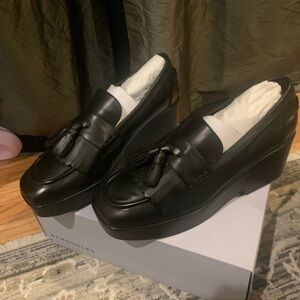 AEROSOLES Black Tassel Platform Loafers